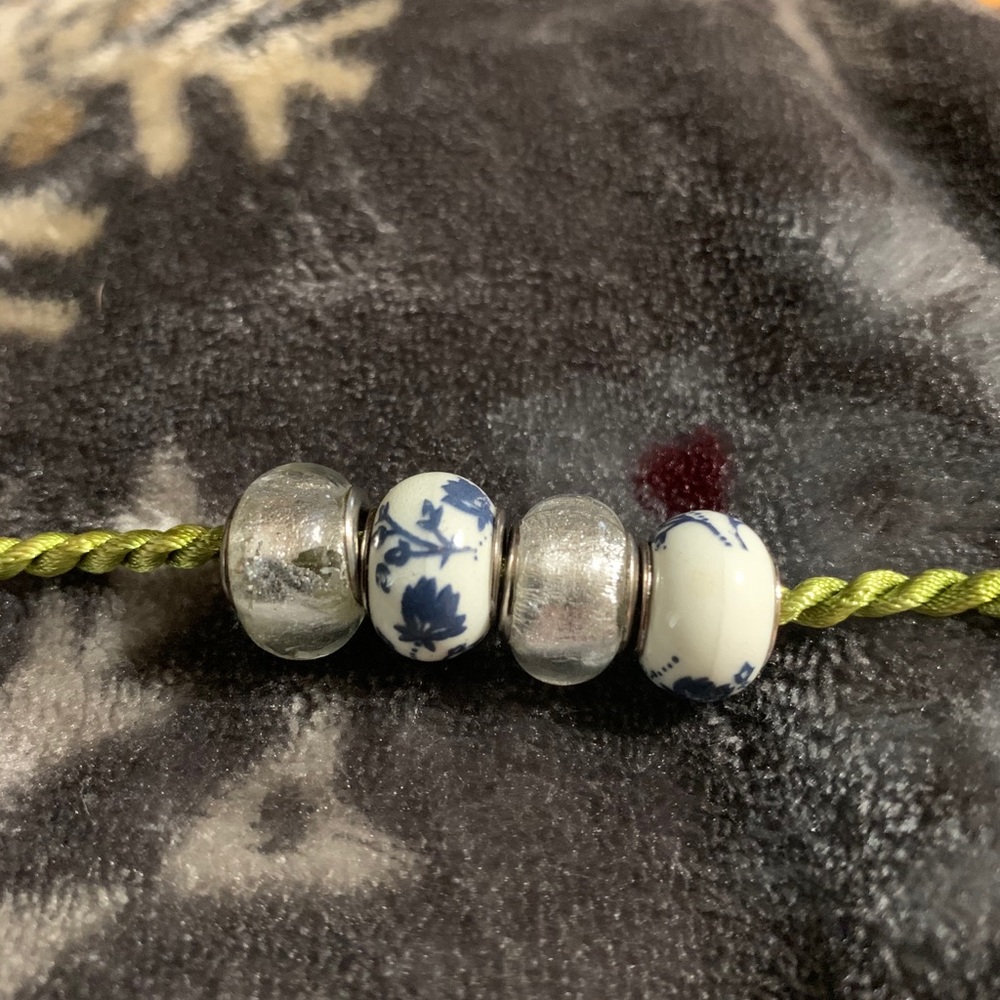 Charms - Picture 3 of 4